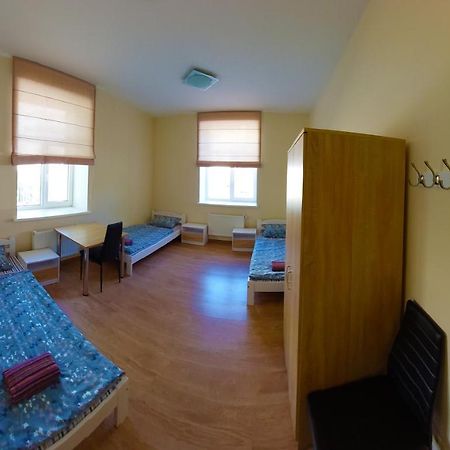 Happy Hotel Рига Экстерьер фото