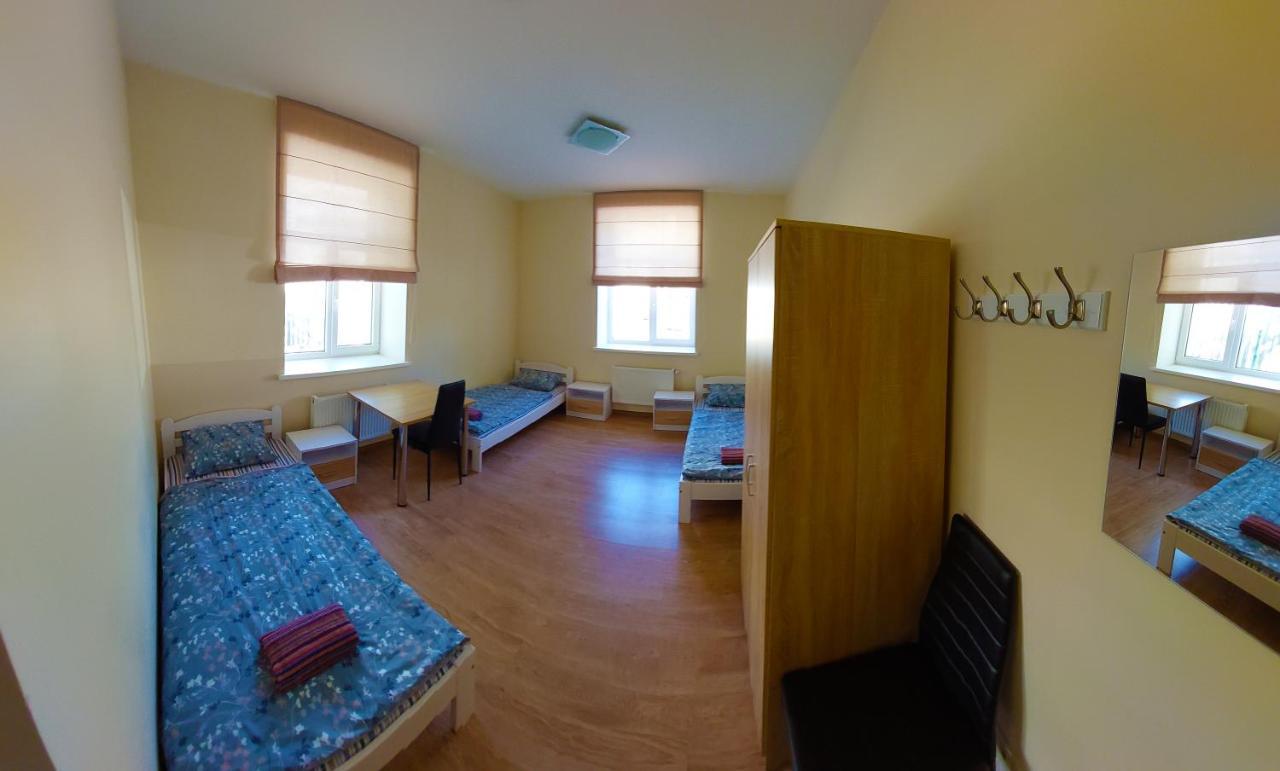 Happy Hotel Рига Экстерьер фото